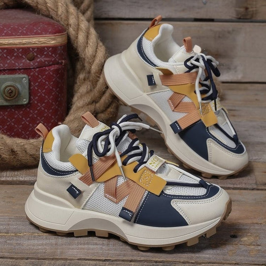 Damen Chunky-Plateau-Sneaker mit atmungsaktivem Mesh und montierten Riemen EB