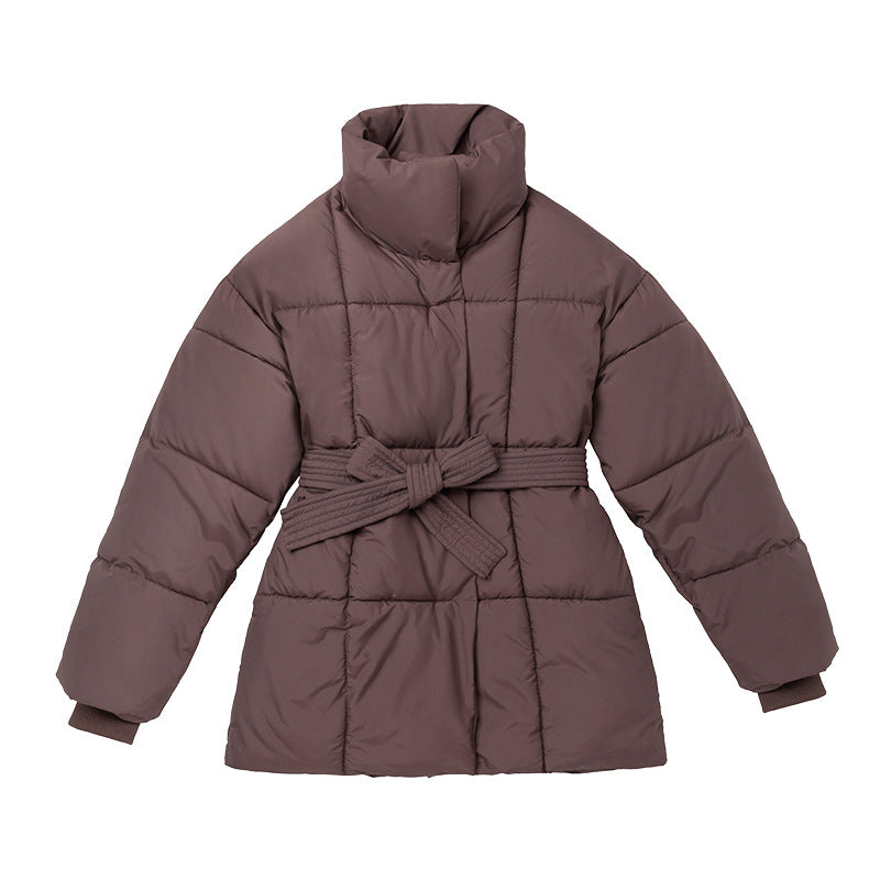 Damen Komfortable und elegante Pufferjacke mit Gürtel und hohem Kragen EB