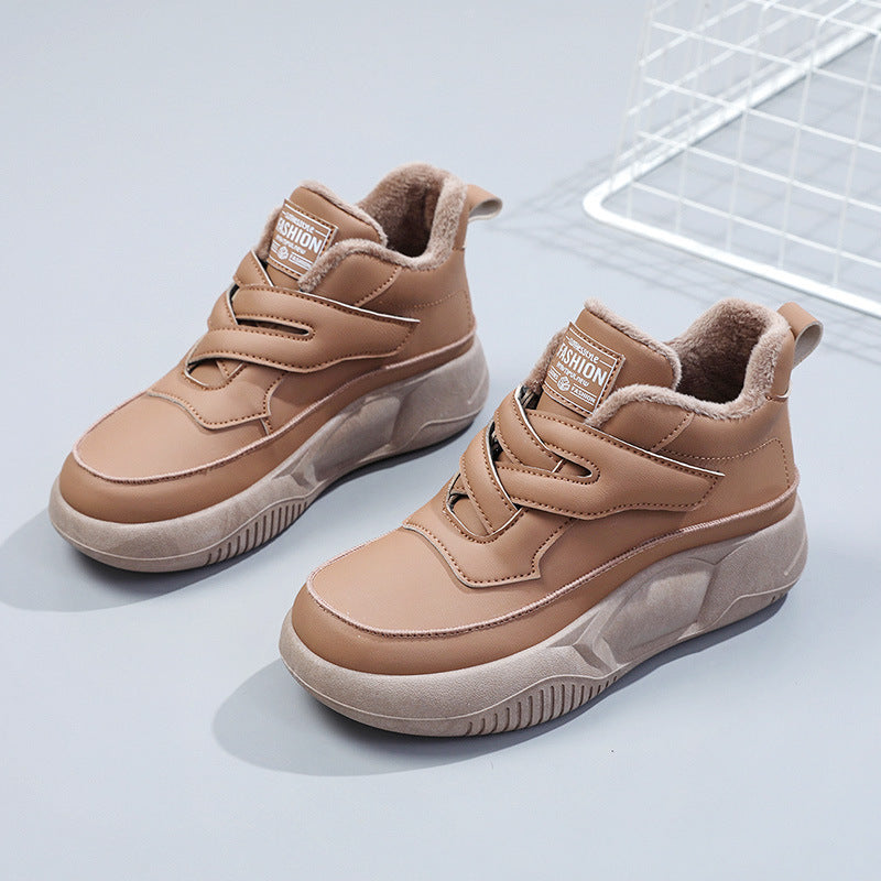 Damen hochgeschnittene Freizeitschuhe mit praktischen Klettverschlüssen EB