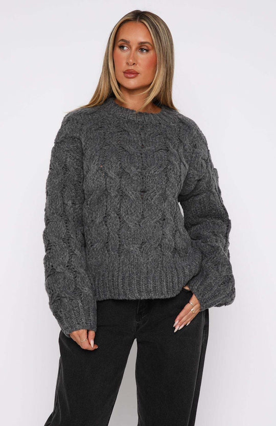 Damen Grobstrickpullover mit modernem Zopfmuster und lässigem Schnitt EB