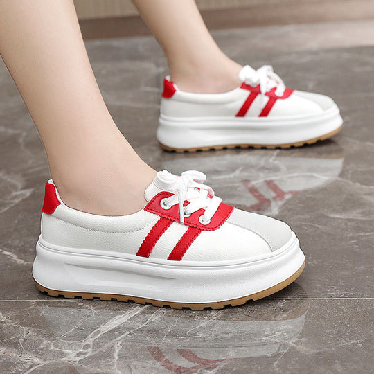 Damen modische Plattform Sneakers mit trendigem Metallic-Design EB