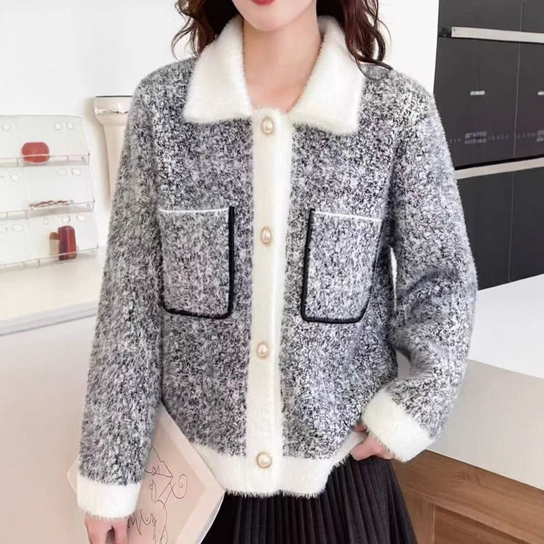 Damen Flauschige Strickjacke mit kontrastierenden Taschen und Kragen EB