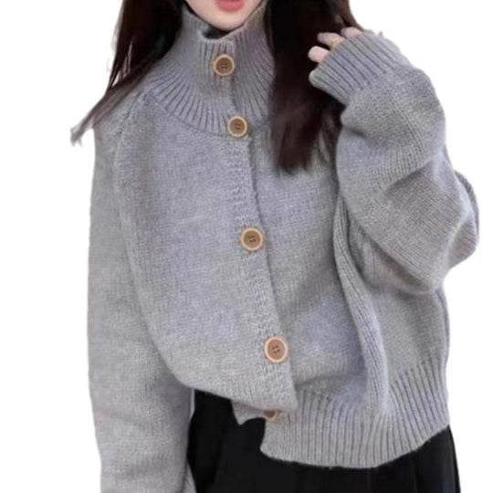 Damen gemütliche Strickjacke mit hohem Kragen und dekorativen Knöpfen EB