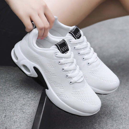 Damen Sportliche Sneaker mit luftiger Mesh-Oberfläche und Dämpfungstechnologie EB