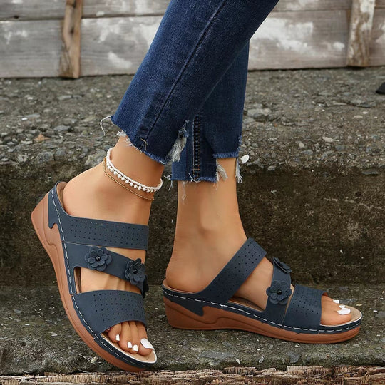 Damen Komfortable Keil-Pantoletten mit floralem Design EB