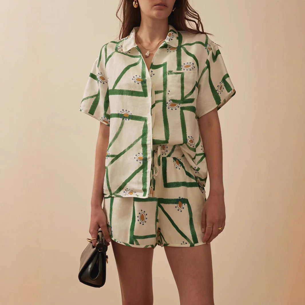 Damen Kurzoverall mit elegantem floralem Muster und lockerem Schnitt EB