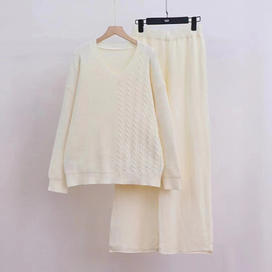 Damen Kuscheliges Strickensemble mit V-Ausschnitt und weitem Bein EB