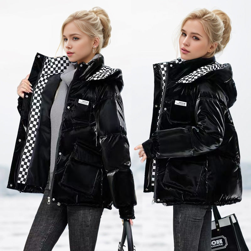 Damen modische glänzende Steppjacke mit hochschließendem Kragen und praktischen Taschen EB