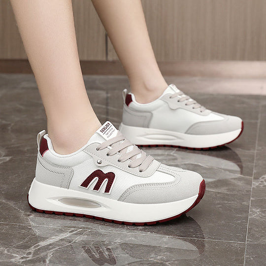 Damen Sportliche Sneakers mit dämpfender Fussbett-Technologie EB
