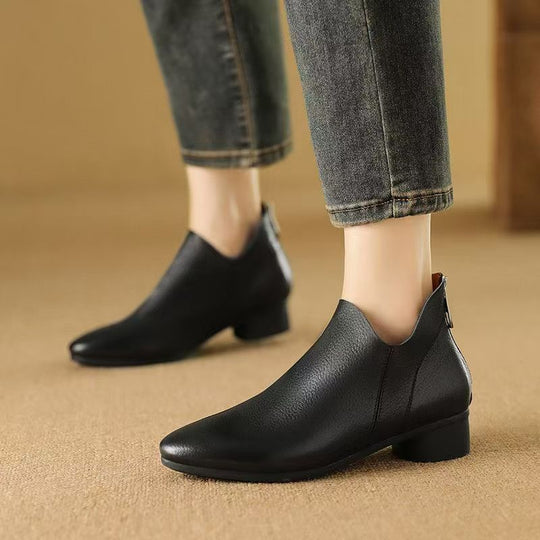 Damen Elegante Ankle Boots mit modischem Schnitt und bequemer Passform EB