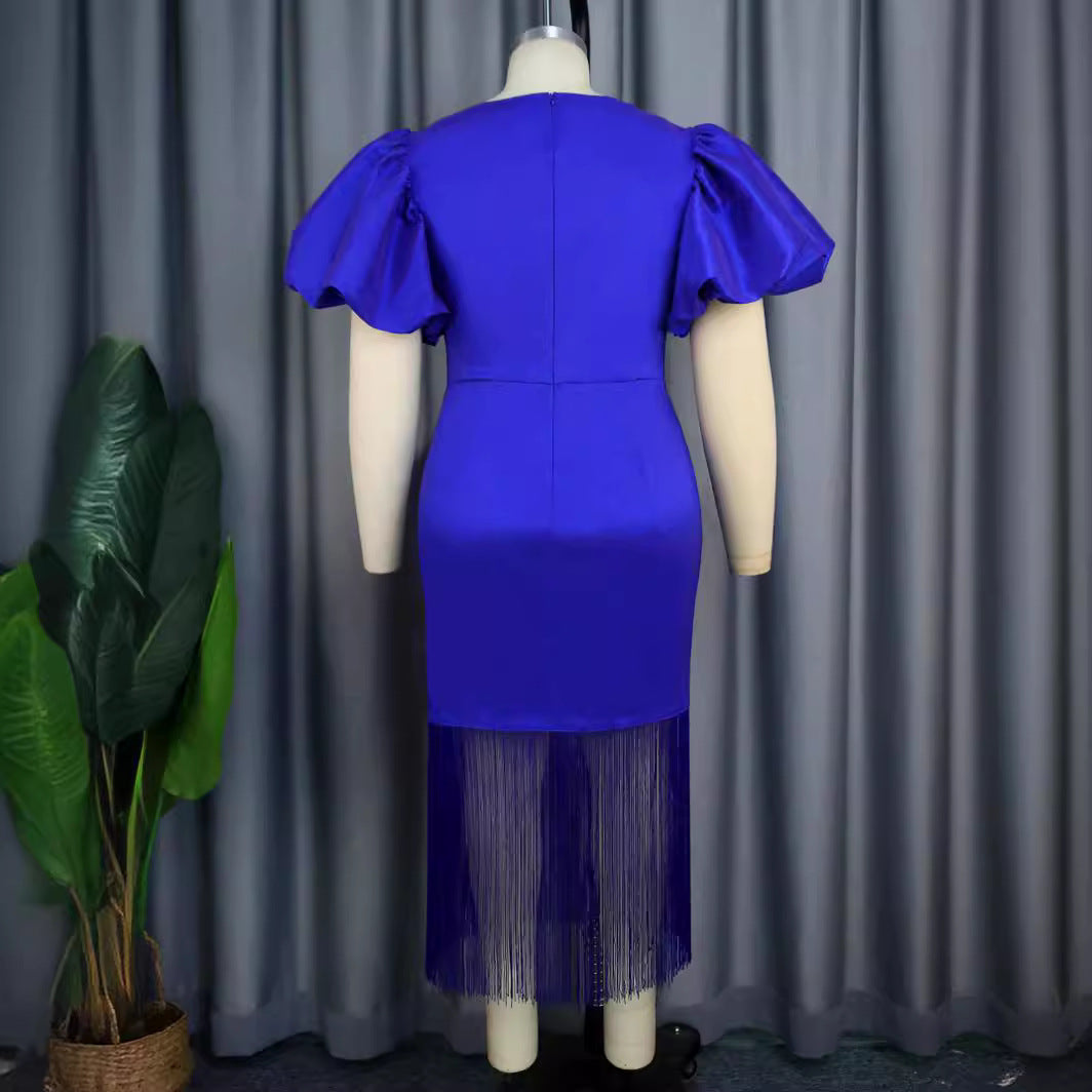 Damen Glamouröses Abendkleid mit voluminösen Puffärmeln und Fransen Saum EB