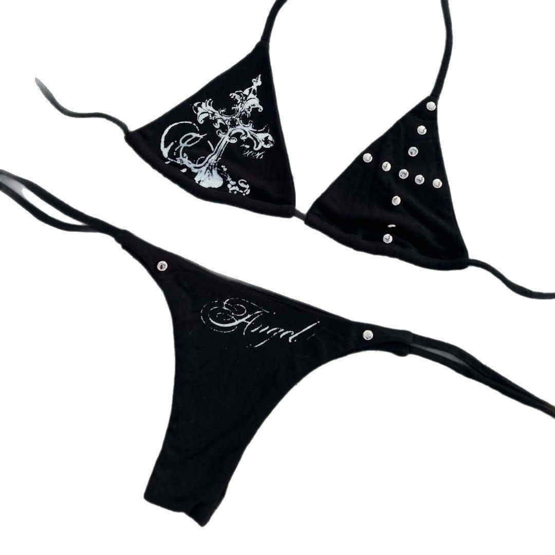 Damen Bikini-Set mit ausgefallenen Details und einzigartigen Akzenten EB