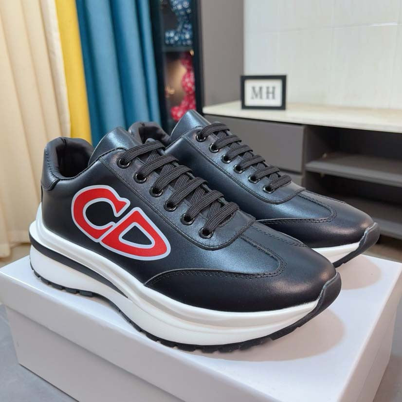 Damen Sportliche Sneakers mit dämpfender Laufsohle und ergonomischem Design EB