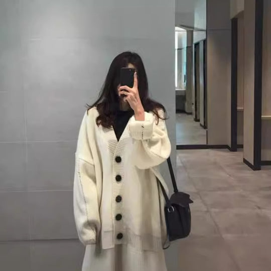 Damen lässige Strickjacke mit übergroßem Schnitt und großen Knöpfen EB