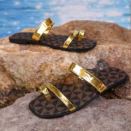 Damen modische Flip-Flops mit glänzenden Riemen EB