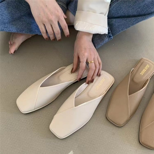 Damen Slip-On Pantoletten mit kunstlederner Oberfläche und bequemem Fußbett EB