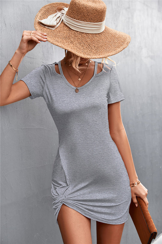 Damen Minikleid mit raffiniertem Cut-Out Design EB