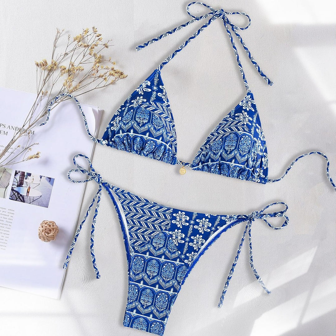 Damen Triangel-Bikini mit verspielt floralem Design und bindbaren Trägern EB