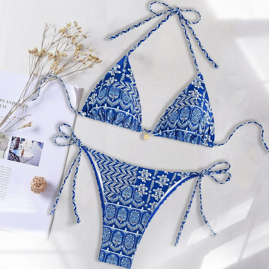 Damen Triangel-Bikini mit verspielt floralem Design und bindbaren Trägern EB