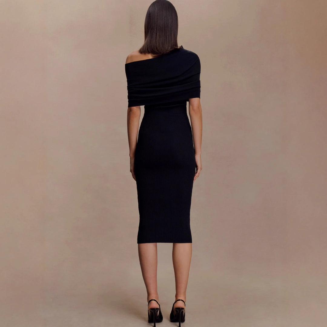 Damen elegantes Strickkleid mit off-shoulder Design EB