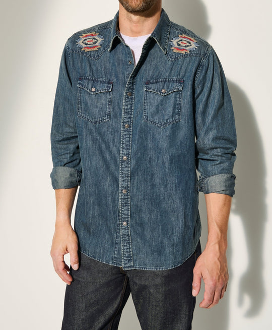 Herren Jeanshemden mit attraktivem Stickdesign EB