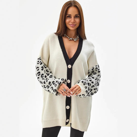 Damen Grobstrickjacke mit kontrastierenden Ärmeln und Knopfdetails EB