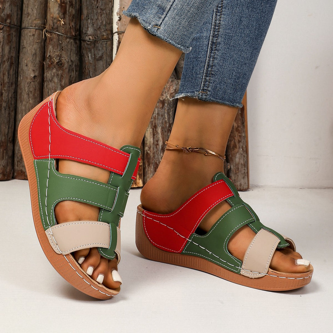 Damen Wedge-Pantoletten mit verstellbarem Riemendesign und gepolsterter Sohle EB