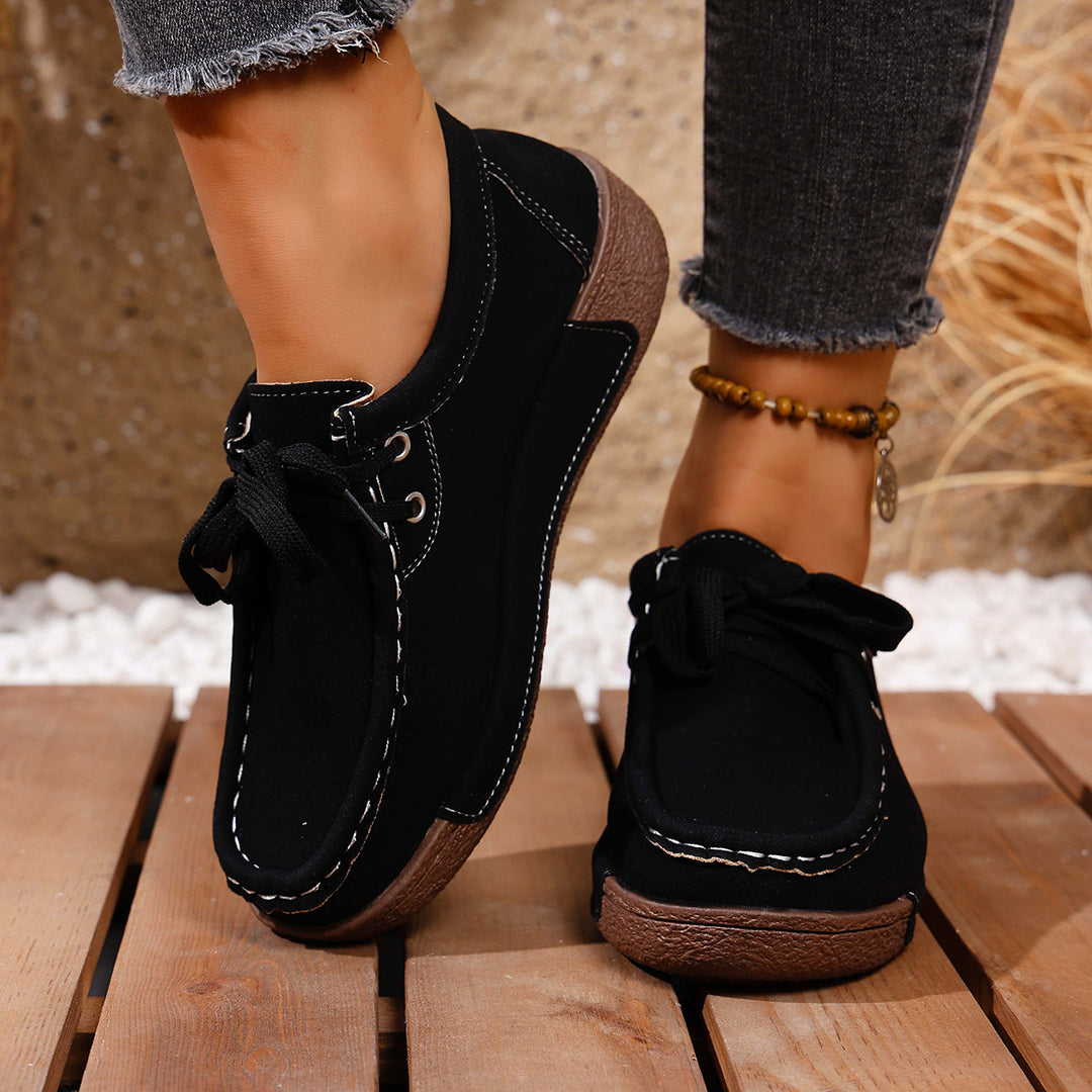 Damen Mokassin-Sneaker mit modernem Schnürdesign und rutschfester Sohle EB