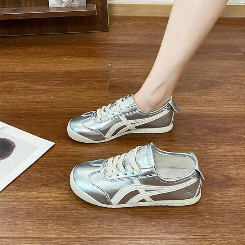 Damen Sportliche Sneakers mit reflektierendem Obermaterial und atmungsaktiver Sohle EB
