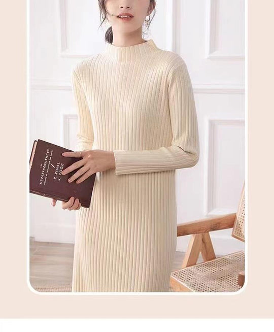 Damen Strickkleid mit feiner Rippstruktur und hohem Kragen EB
