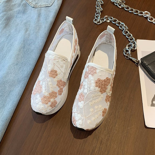 Damen Slip-On Sneakers mit floraler Stickerei EB