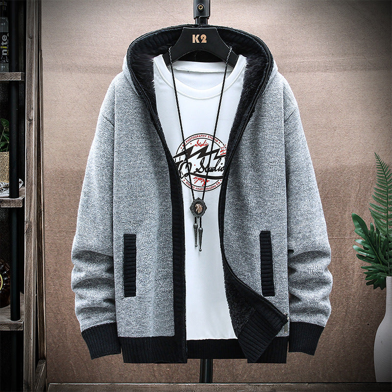 Herren gemütliche Strickjacke mit tiefem V-Ausschnitt und praktischen Taschen EB
