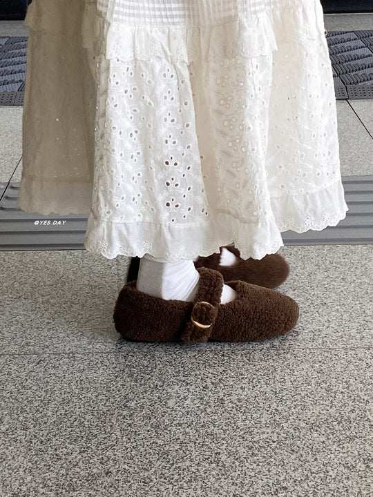 Damen Flauschige Hausschuhe mit eleganter Schnallen-Applikation EB