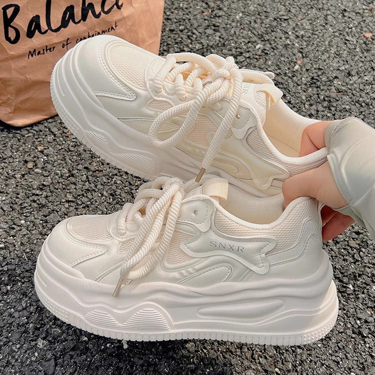 Damen Sneaker mit atmungsaktiver Obermaterialkombination und dämpfender Sohle EB