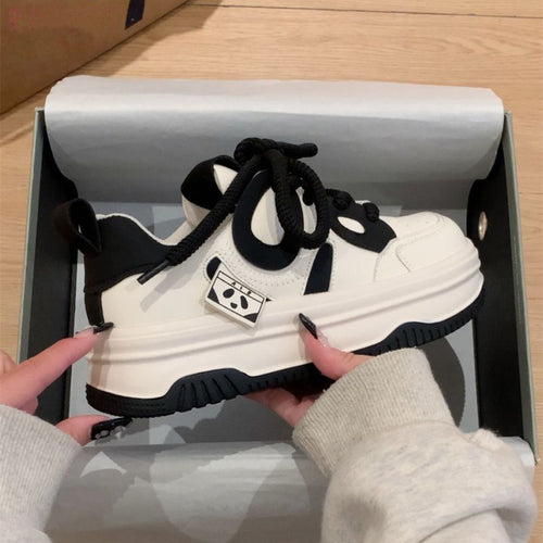 Damen Komfortable und stylische Sneaker von EB