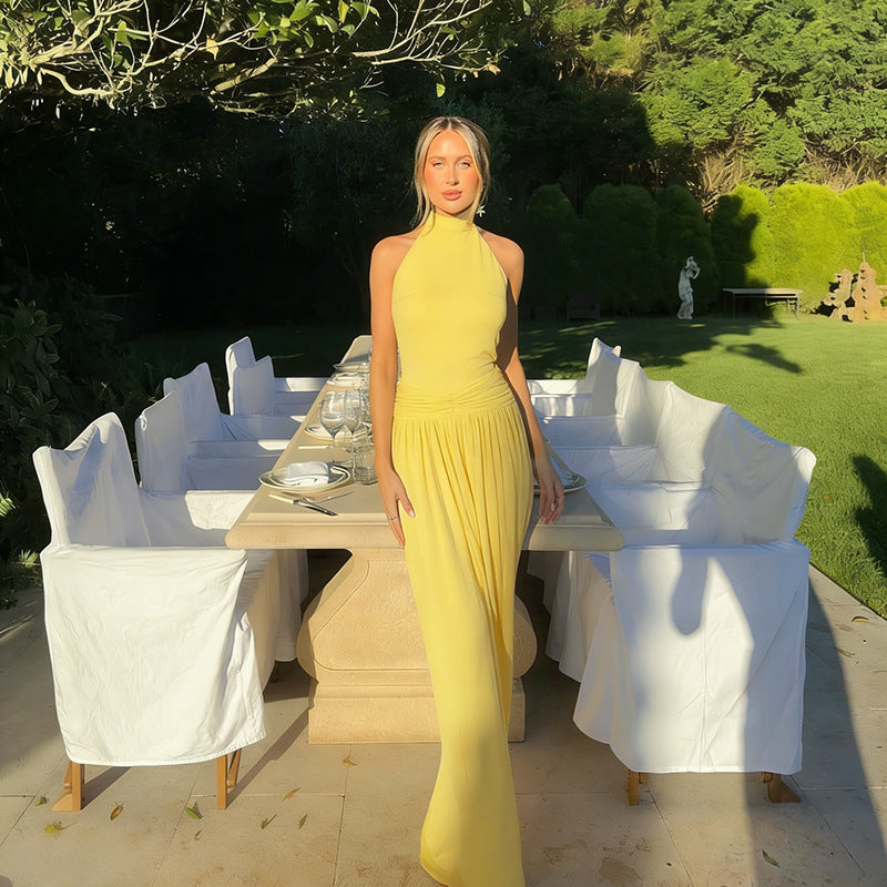 Damen elegantes Maxikleid mit hochgeschlossener Silhouette und fließendem Stoff EB