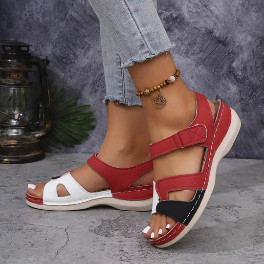 Damen Sommerliche Sandalen mit verstellbarem Riemen und anatomischem Fußbett EB