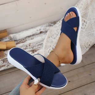 Damen Komfortable Clogs mit überkreuzten Riemen und rutschfester Sohle EB