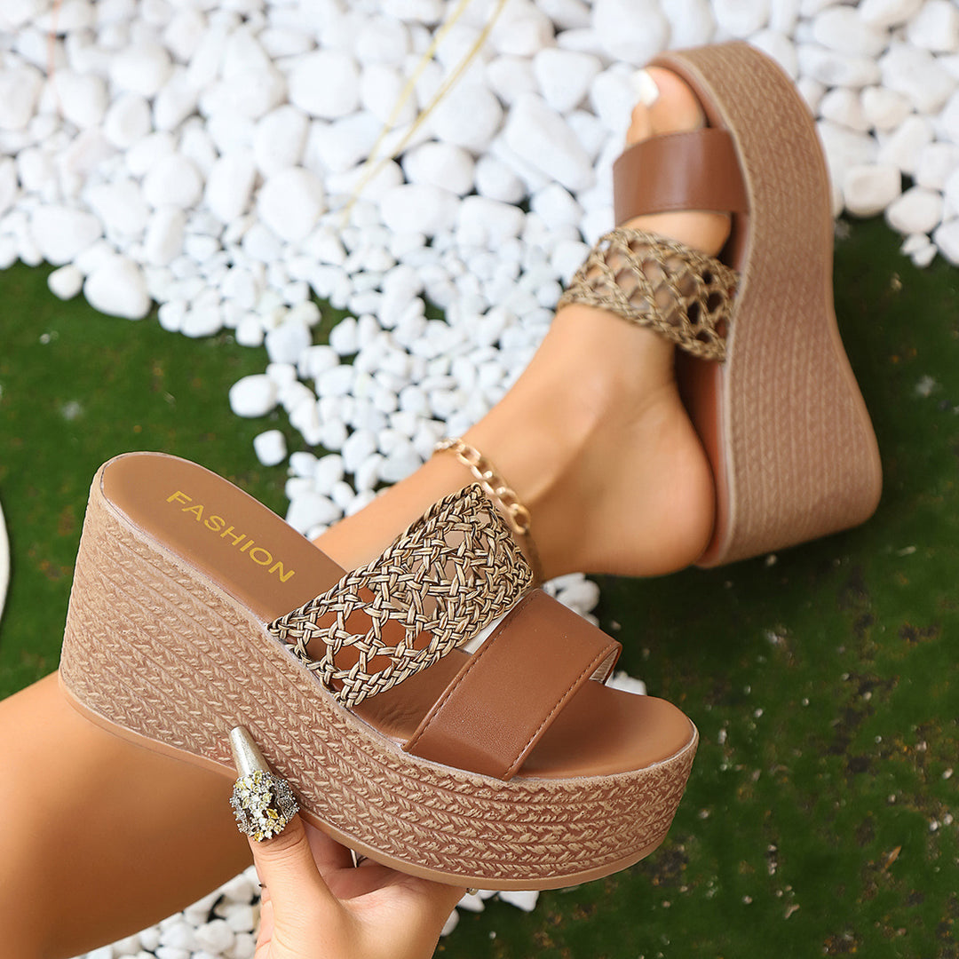 Damen Wedge-Sandalen mit geflochtenen Detail EB