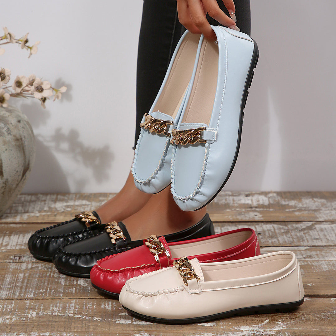 Damen Mokassin-Slipper mit elegantem Ketten-Detail EB