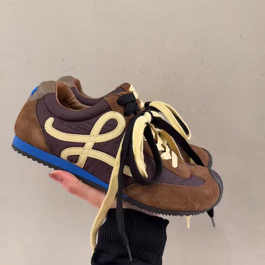 Damen Sportliche Sneaker mit atmungsaktiver Obermaterialkombination und rutschfester Laufsohle EB