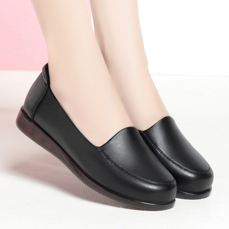 Damen Bequeme Slipper aus hochwertigem Kunstleder mit dämpfender Sohle EB
