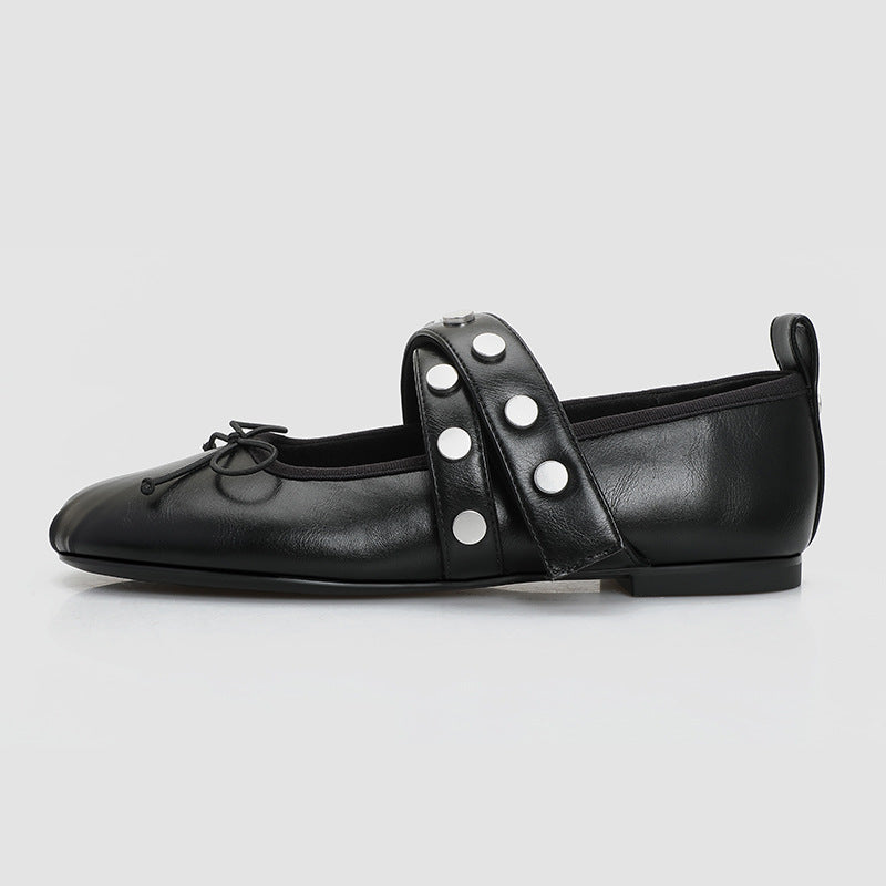 Damen Ballerinas mit modischem Riemendesign und dekorativen Metallakzenten EB