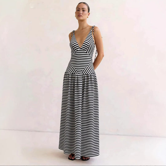 Damen Maxikleid mit tiefem V-Ausschnitt und modernem Streifenmuster EB