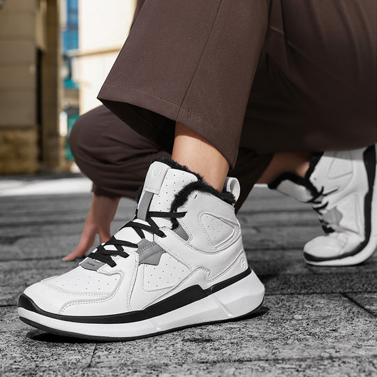 Damen Winterliche Sneakers mit isolierendem Fleece-Futter EB