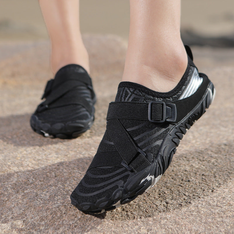 Damen Sportliche Aquafitness-Schuhe mit verstellbarem Gurt und rutschfester Sohle EB