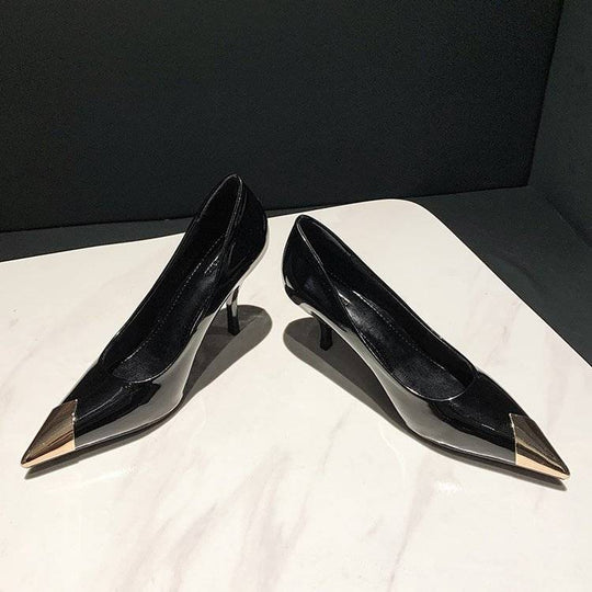 Damen elegante spitze Pumps mit metallic Akzenten EB