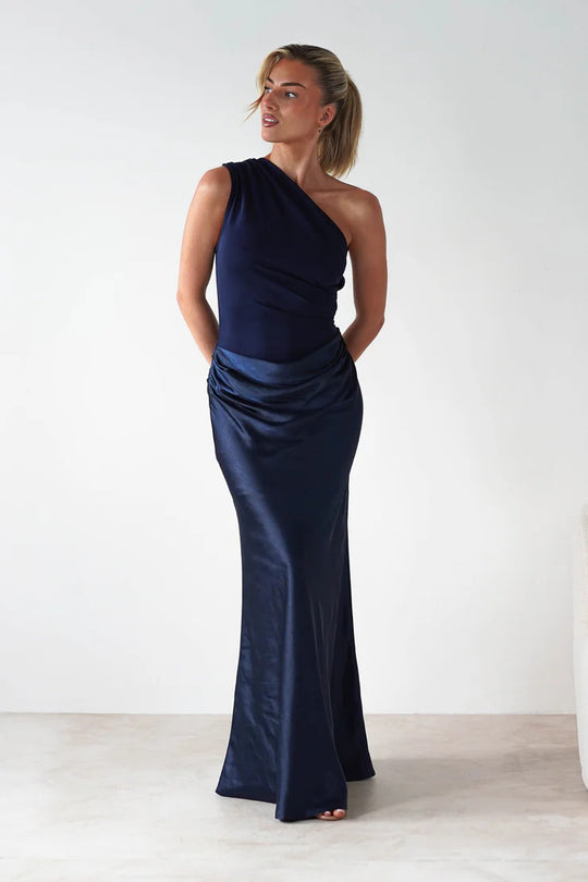 Damen Abendkleid mit asymmetrischem Schnitt und elegantem Drapierungsdesign EB