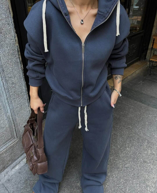 Damen Baumwoll-Mix Cropped Zip-Hoodie mit oversized Kapuze und High‑Waist Wide‑Leg Sweatpants Eichborn Berlin