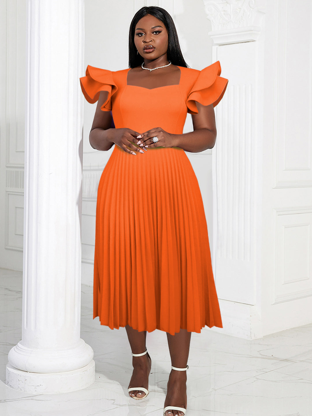 Damen plissiertes Maxikleid mit eleganten Rüschendetails EB